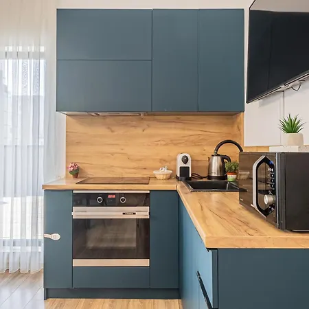 Apartment Cozy Deluxe 2 Bedrooms With Terrace - Coresi Mall Brasov