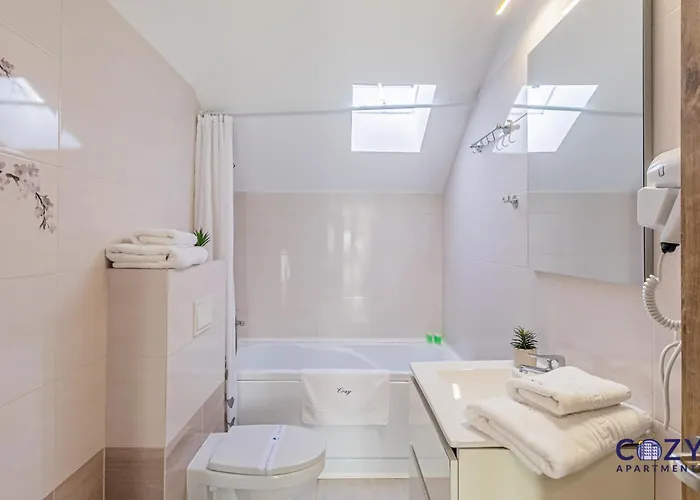 Deluxe 2 Bedrooms With Terrace - Coresi Mall Apartment Brasov