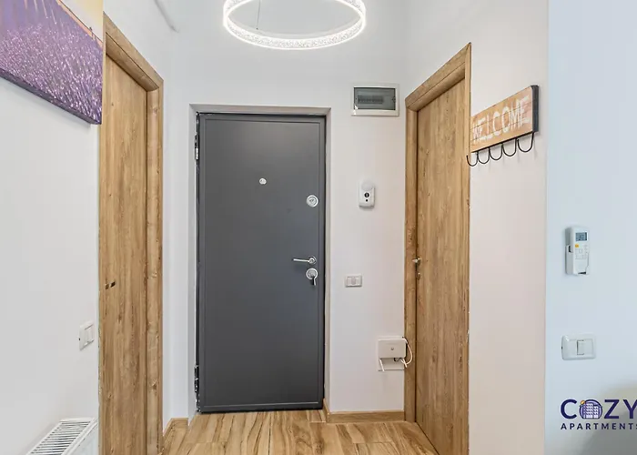 Deluxe 2 Bedrooms With Terrace - Coresi Mall *